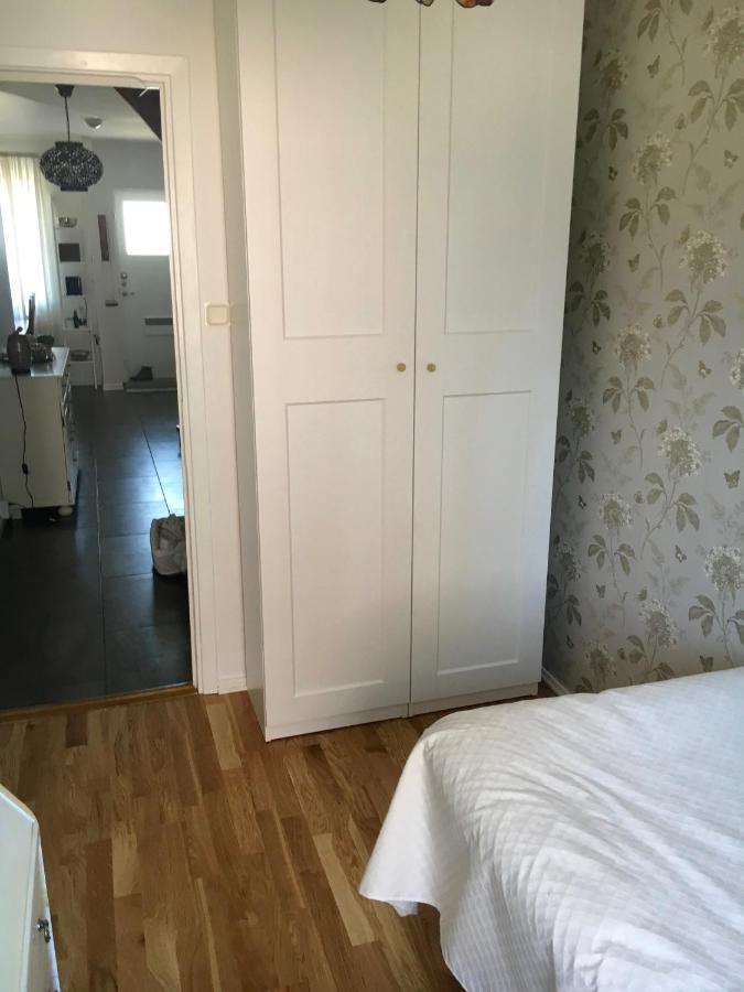 Farsta Bed And Breakfast 斯德哥尔摩 外观 照片